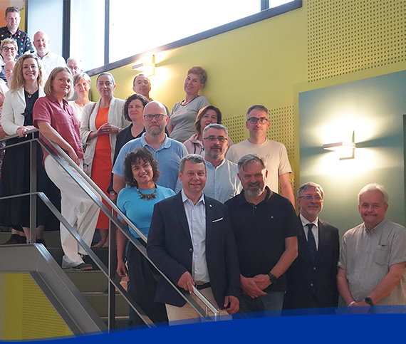 intereg-Buehne-maerz-mobile